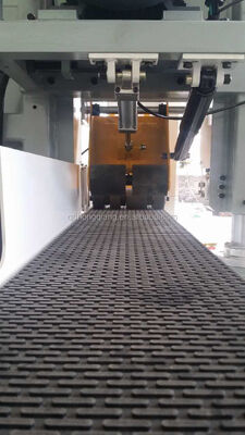 Купить Max Cutting Width 800mm Woodworking Sliding Table Saw with Tilting Angle Saw Blade 0 to 45 Degrees and Table Tilt Negative 45 to 45 Degrees Производство в сети